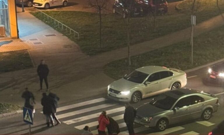 САОБРАЋАЈНА НЕЗГОДА У БАЊАЛУЦИ: Аутомобилом ударио мушкарца на пјешачком прелазу