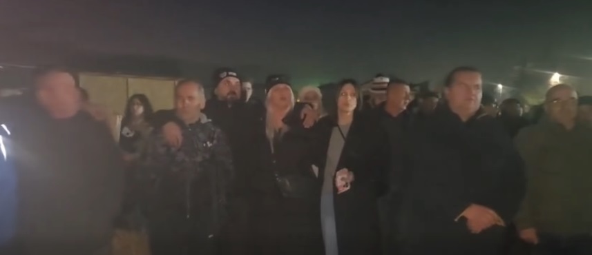 INSPEKCIJA ISTJERALA DJECU I RODITELJE SA KLIZALIŠTA: Oštre reakcije zbog „racije“ na Adventu u Uskoplju (VIDEO)