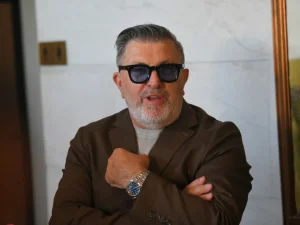 „UBISMO SE OD SMIJEHA“ Oglasio se Šerif Konjević o spornoj fotografiji Lukasa i Orića