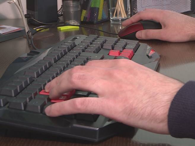 NEZAKONITA OBRADA LIČNIH PODATAKA: IDDEEA nelegalno vršila aktivnosti u vezi elektronskog potpisa