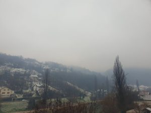 VRIJEME SUTRA: Padavine se ne smiruju, sniježni pokrivač će narasti