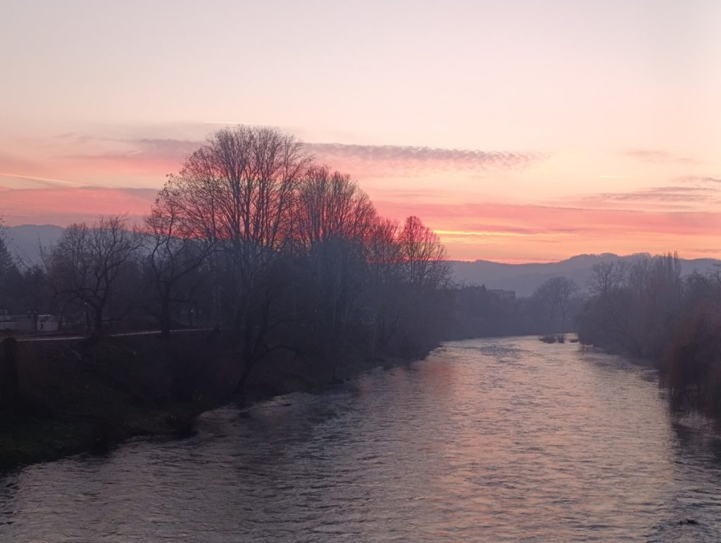 СУНЧАН ДАН И ТЕМПЕРАТУРЕ У ПЛУСУ: Сутра нам слиједи мало топлије вријеме