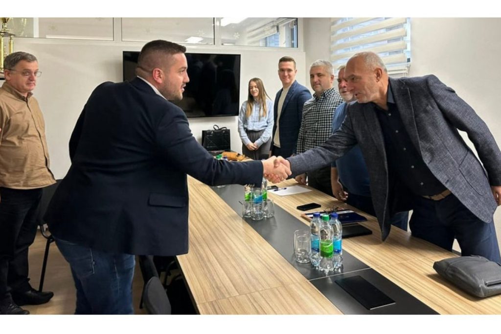 DRINIĆ: Republici Srpskoj je potrebno znanje, a ne improvizacija