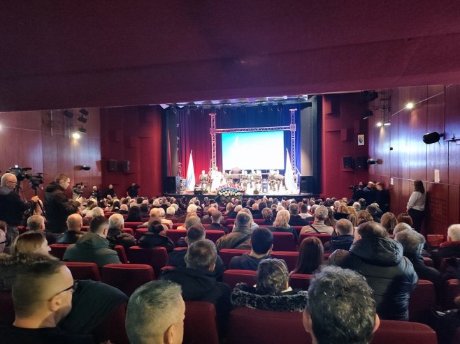 SVEČANA AKEDMIJA U BRČKOM: Milić – Srpska najsnažnija garancija opstanka srpskog naroda