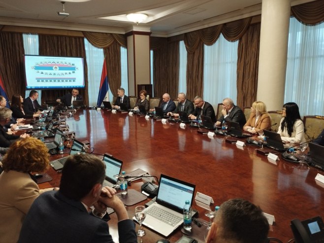 NOVA VLADA SRPSKE ODRŽALA KONSTITUTIVNU SJEDNICU: Pred ministrima puno posla, ključan rad na terenu