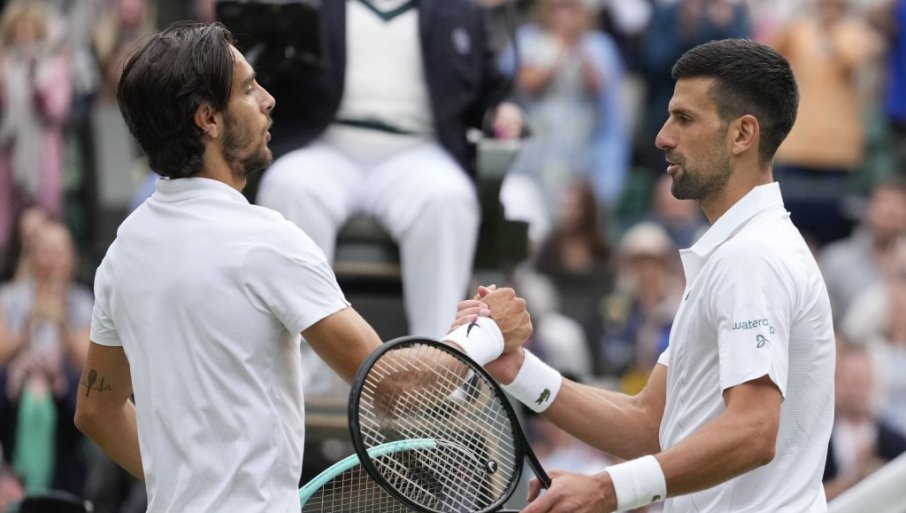 „ОСВЕТИЋУ СЕ НОВАКУ“! Стигле жестоке пријетње Ђоковићу пред четвртфинале Аустралијан опена