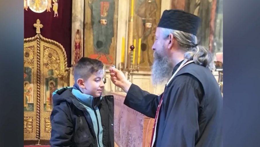 ČUDO MANASTIRA OSTROG! Mali Leon progovorio nakon posjete