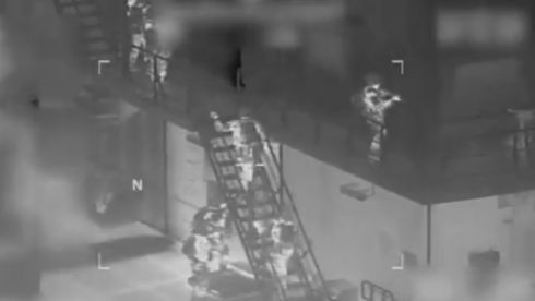 AMERIČKE SNAGE ZAPLIJENILE RUSKI TANKER: Objavljen snimak ukrcavanja na brod (VIDEO)