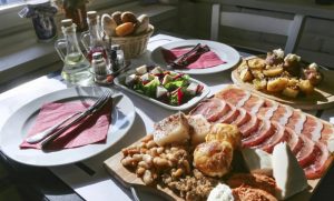 TRADICIONALNO JELO ZA BOGOJAVLJENJE: Sprema se dan prije, idealno je za predjelo