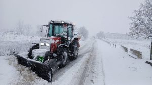 STANJE NA PODRUČJU SEMBERIJE, MAJEVICE I POSAVINE: Putevi prohodni, ali se saobraćaj odvija otežano