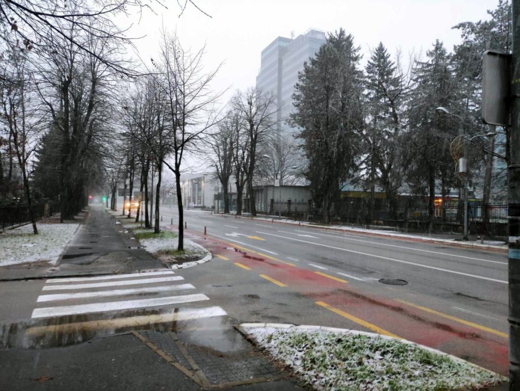 ЗА МАЊЕ ОД ГОДИНУ ДАНА СТРАДАЛО 20 ПЈЕШАКА: Бахати возачи на бањалучким улицама сију смрт