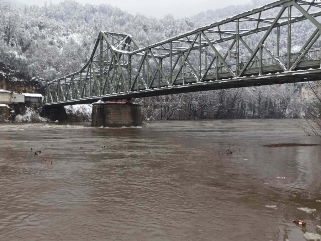 DRINA NABUJALA: Vodostaj na području Zvornika u porastu