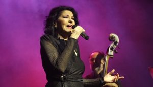 СВИ СУ ОБОЖАВАЛИ ЊЕН ХИТ „ПОЧНИМО ЉУБАВ ИСПОЧЕТКА“: Преминула пјевачица Бети Ђорђевић