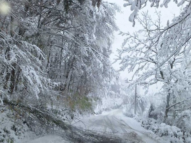 ZIMSKE SLUŽBE OPET ZAKAZALE: Žalili se mještani Borkovića, Donjih Kola i Lauša