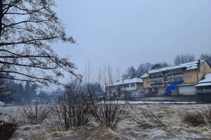 „НАДАМО СЕ ДА ЋЕМО ИМАТИ МИРНИЈУ НОЋ“ Фочаци могу да одахну, хидроелектрана на Пиви гаси агрегате