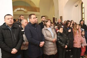 SELAK PRISUSTVOVAO SVETOSAVSKOJ AKADEMIJI U SANSKOM MOSTU: „Podrška Srbima povratnicima je trajna obaveza“ (FOTO)