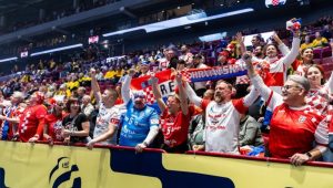 SKANDAL TRESE EVROPSKO PRVENSTVO! Oglasili se Hrvati nakon što su zgrozili cijeli svijet Tompsonovom pjesmom (FOTO/VIDEO)