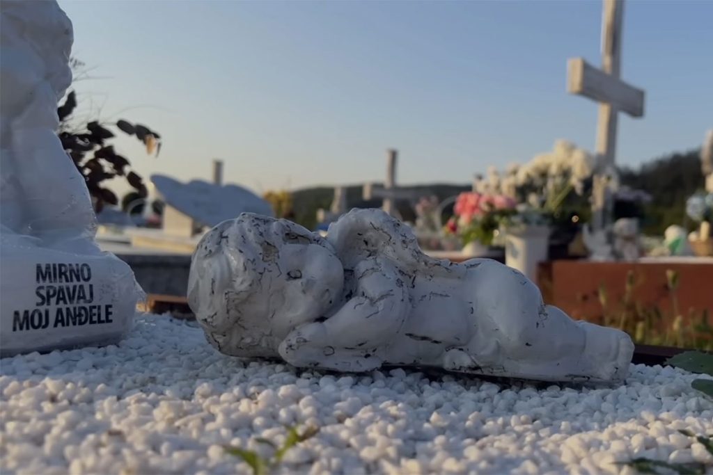 СЛУЧАЈ „ГДЈЕ ЈЕ САРА“: Адвокат најавио тужбе против Републике Српске