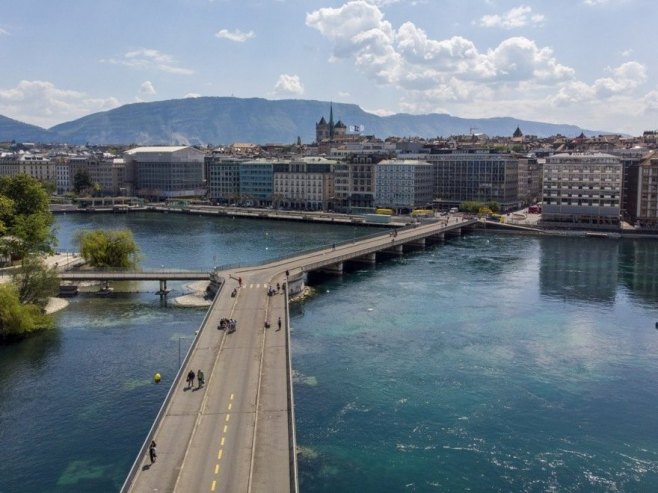 „PROZOR MOGUĆNOST BI SE MOGAO USKORO ZATVORITI“: Završeni trilateralni pregovori u Ženevi o ukrajinskom sukobu