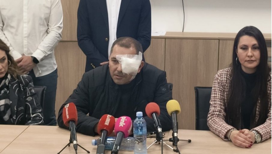 NASILJE BLOKADERA PREŠLO SVAKU MJERU: Brutalno napadnut aktivista SNS-a u Aranđelovcu (VIDEO)