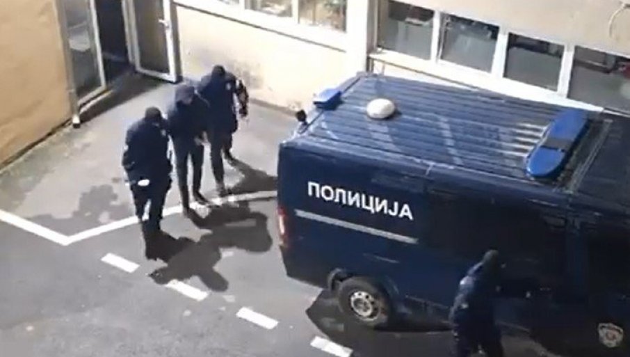 ODREĐEN PRITVOR OSUMNJIČENIMA ZA PLANIRANJE UBISTVA VUČIĆA: Dogovarali nabavku oružja i napad na život i tijelo predsjednika Srbije