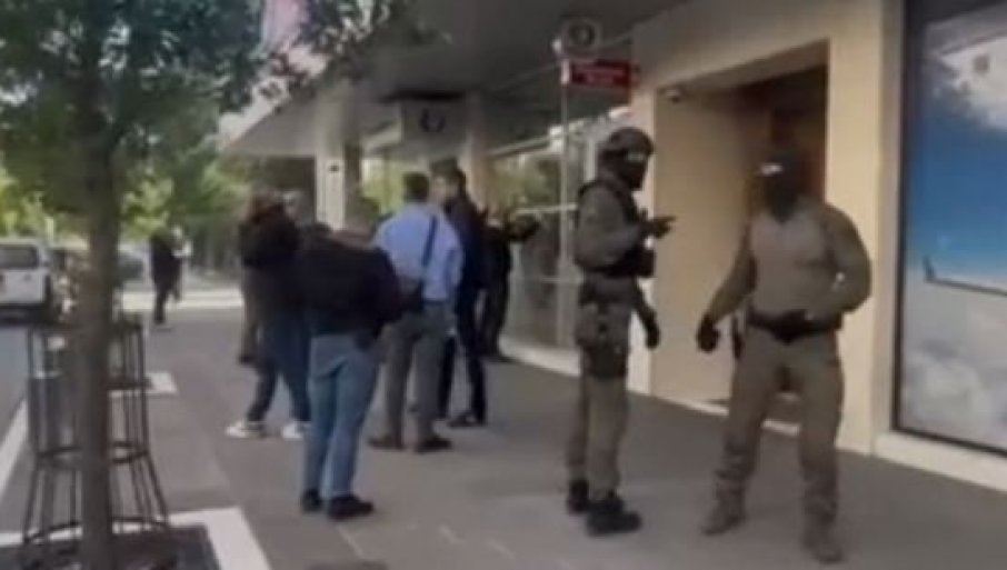 ОПСАДНО СТАЊЕ У ПОДГОРИЦИ: Полиција опколила зграду у којој живи брат Мила Ђукановића