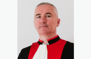 СКАНДАЛ: Судија Уставног суда БиХ на концерту Томпсона у Широком Бријегу (ФОТО)