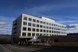 ВЕЛИКИ ДАН ЗА СРПСКУ: Отворен нови објекат за онкологију и хематологију УКЦ-а