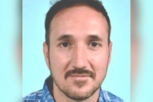 НЕ ПРИБЛИЖАВАЈТЕ МУ СЕ, МОЖЕ БИТИ ОПАСАН: Ово је мушкарац из БиХ за којим трага Словенија због убиства