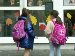 ВЕЛИКО ОЛАКШАЊЕ ЗА РОДИТЕЉЕ: Почиње упис првачића преко платформе Е-упис