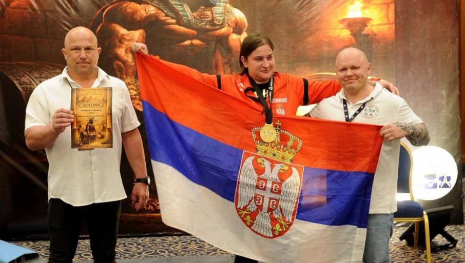 MARIJA NAJBOLJA U DIZANJU TEGOVA: Sa Svjetskog kupa u Kairu donela zlato (FOTO)