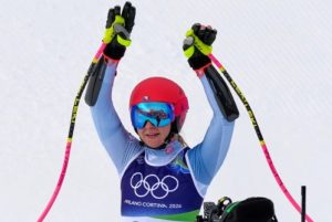 JEZIV SNIMAK PADA SKIJAŠICE IZ BiH: Elvedina zadobila povrede (VIDEO)