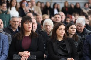 GODIŠNJICA STRAVIČNOG ZLOČINA: Delegacija GrO SPS Banja Luka prisustvovala obilježavanju stradanja 52 učenika OŠ „Đura Jakšić“