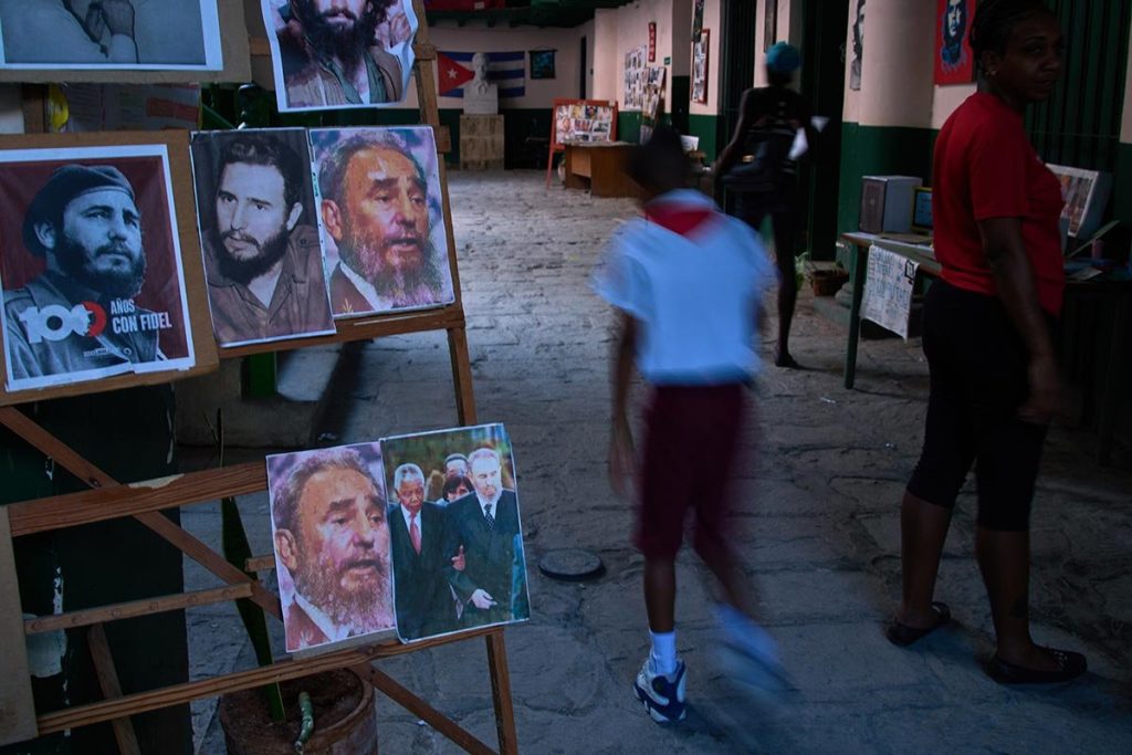 КУБА БЕЗ СТРУЈЕ: Око 10 милиона људи погођено колапсом мреже