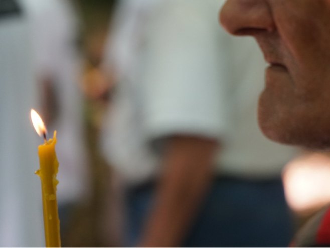 POVODOM 27 GODINA OD BOMBARDOVANJA: U Banjaluci molitveno sjećanje i sirene za žrtve NATO agresije