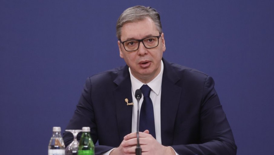NAŠA AMBASADA NIJE BILA META: Vučić o napadu na Teheran