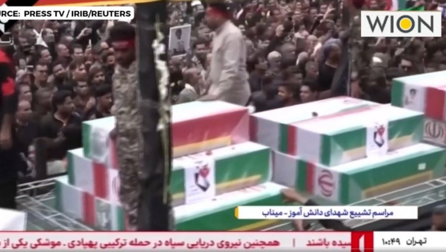 ИРАН ОПЛАКУЈЕ СВОЈУ ДЈЕЦУ, КРЕНУЛА НАЈТУЖНИЈА ПОВОРКА: Ријеке људи испраћају на вјечни починак убијене у удару Америке и Израеала (ВИДЕО)