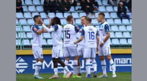 ИНЦИДЕНТ НА ТРИБИНАМА: Прекинута утакмица између Широког Бријега и Жељезничара