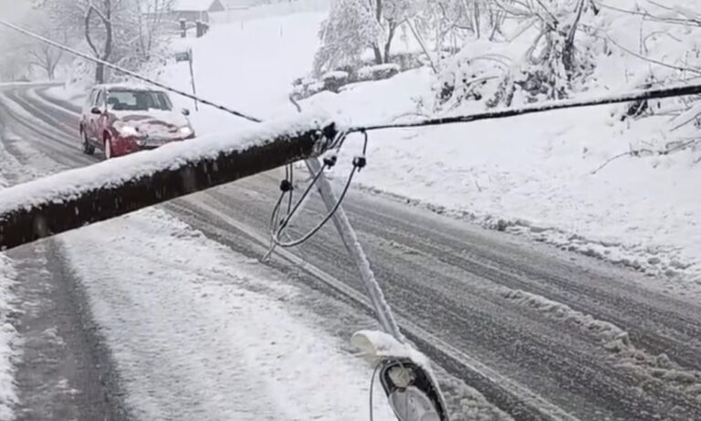 UGROŽENA BEZBJEDNOST VOZAČA: Pala bandera na putu kod Banjaluke (VIDEO)