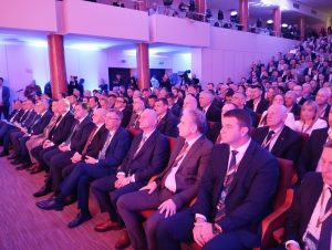 OTVOREN SAMIT ENERGETIKE U TREBINJU: Manifestacija okupila više od 700 stručnjaka, investitora i direktora preduzeća (FOTO)