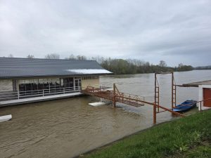 ВОДОСTАЈ УНЕ И САВЕ У ПОРАСTУ: Пријети ли Козарској Дубици опасност од поплава? (ФОТО)