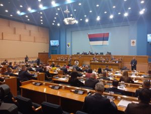 OPOZICIJA O PREDLOŽENOM POVEĆANJU PLATA U ZDRAVSTVU: Mogu da budu i veće