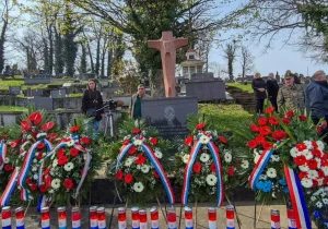 ZLOČINAČKA HVO BRIGADA SE IPAK POSTROJILA U DERVENTI: Na skupu brojni hrvatski zvaničnici iz Republike Srpske i BiH, kao i ratni veterani jedinice (FOTO)