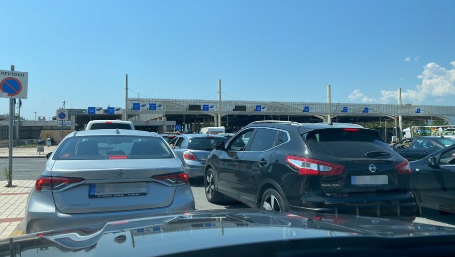 НОВИ СИСТЕМ КОНТРОЛЕ НА ГРАНИЦАМА: Ако планирате љетовање у Грчкој, спремите се за гужве