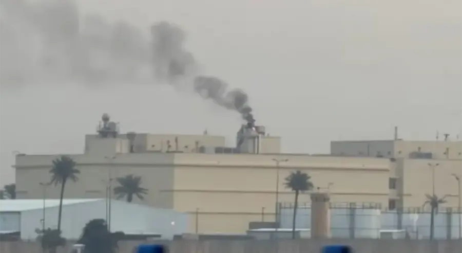 EKSPLOZIJA U BAGDADU: Projektil pogodio američku ambasadu (VIDEO)