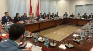 POČELA SJEDNICA PREDSJEDNIŠTVA SNSD-A: Nakon sjednice konferencija za novinare