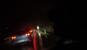 ЈОШ ЈЕДАН УДЕС ЗБОГ КЛИЗАВИХ КОЛОВОЗА: Саобраћај Прњавор-Дервента у потпуном застоју, возачи користе алтернативне правце