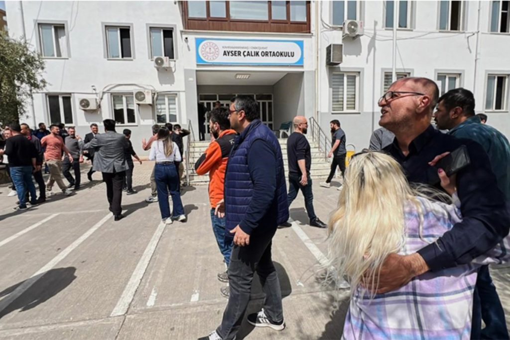 ДЕТАЉИ МАСАКРА У ШКОЛИ У ТУРСКОЈ: Нападач усмртио 8 ученика, зауставио га један од родитеља