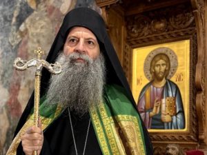 PATRIJARH PORFIRIJE: Sišavši u ad, Gospod sišao u centar našeg neprijatelja i iznutra ga pobijedio