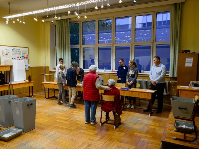 POČELI IZBORI U MAĐARSKOJ: Glasalo 3,46 odsto Mađara